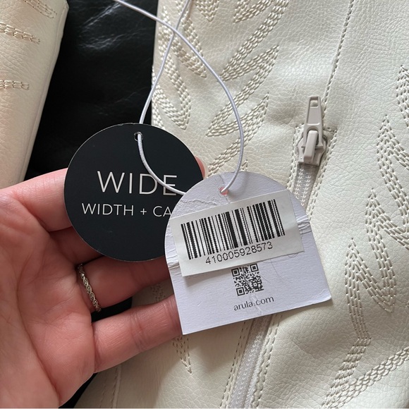 ‼️SOLD‼️ - Picture 8 of 10